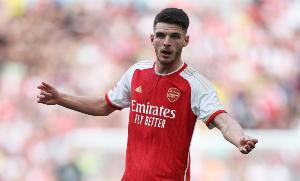 阿森纳本赛季各赛事定位球攻入21球，英超球队中最多